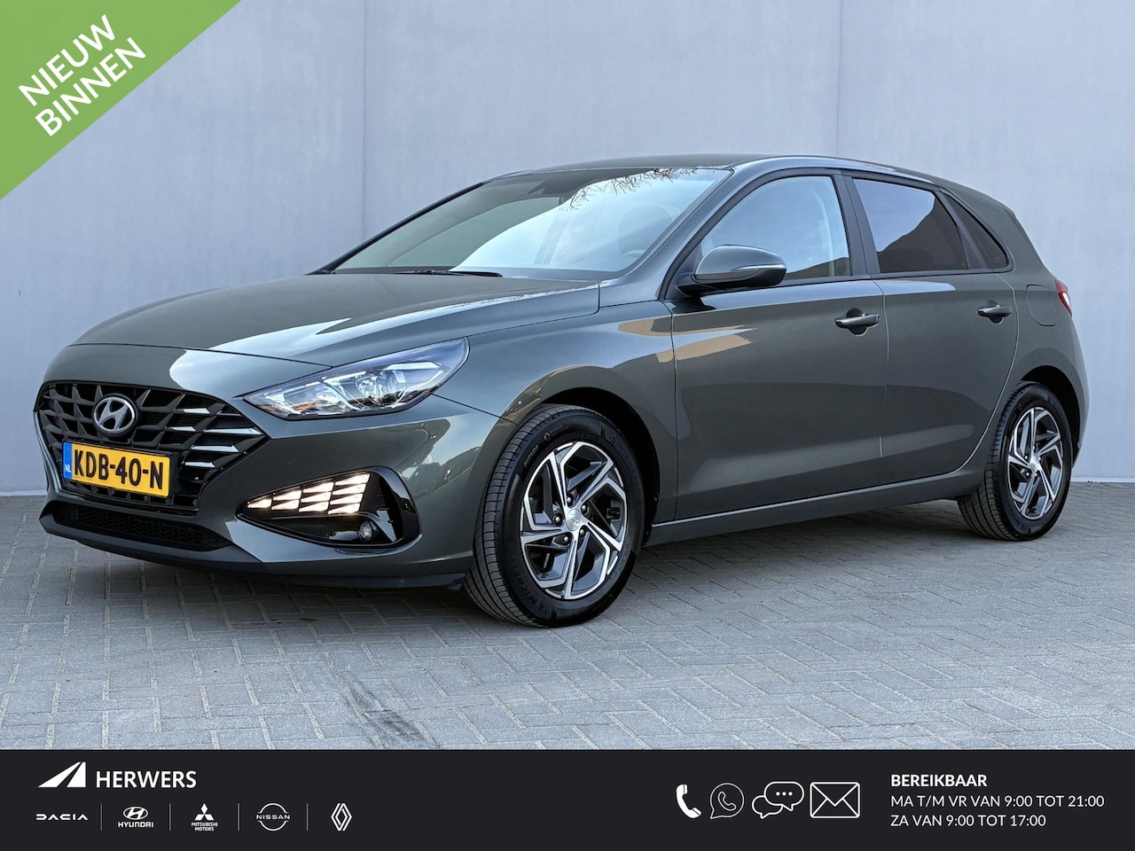 Hyundai i30 - 1.0 T-GDi MHEV Comfort Smart / Stoel-/Stuurverwarming / Cruise Control / Achteruitrijcamer - AutoWereld.nl
