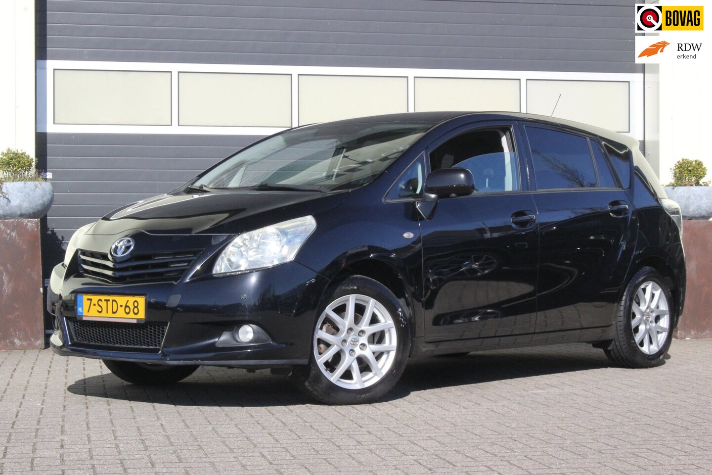 Toyota Verso - 1.8 VVT-i Business Titanium | Trekhaak | - AutoWereld.nl