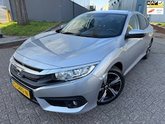 Honda Civic - 1.5 i-VTEC Elegance*STOEL VERWARMING*CRUISE*CAMERA*NAVI*182 PK