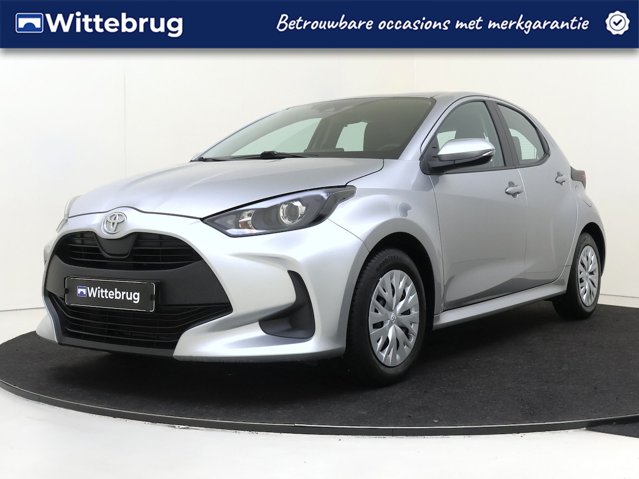 Toyota Yaris - 1.5 VVT-i Active | Airco | Camera | Carplay | - AutoWereld.nl