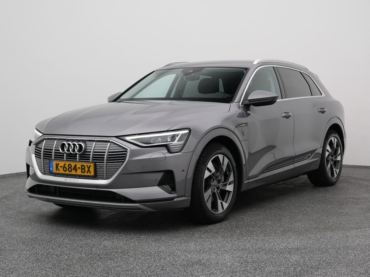 Audi e-tron - 55 quattro Business edition 95 kWh | NAVI | MEMORY | LUCHTVERING - AutoWereld.nl