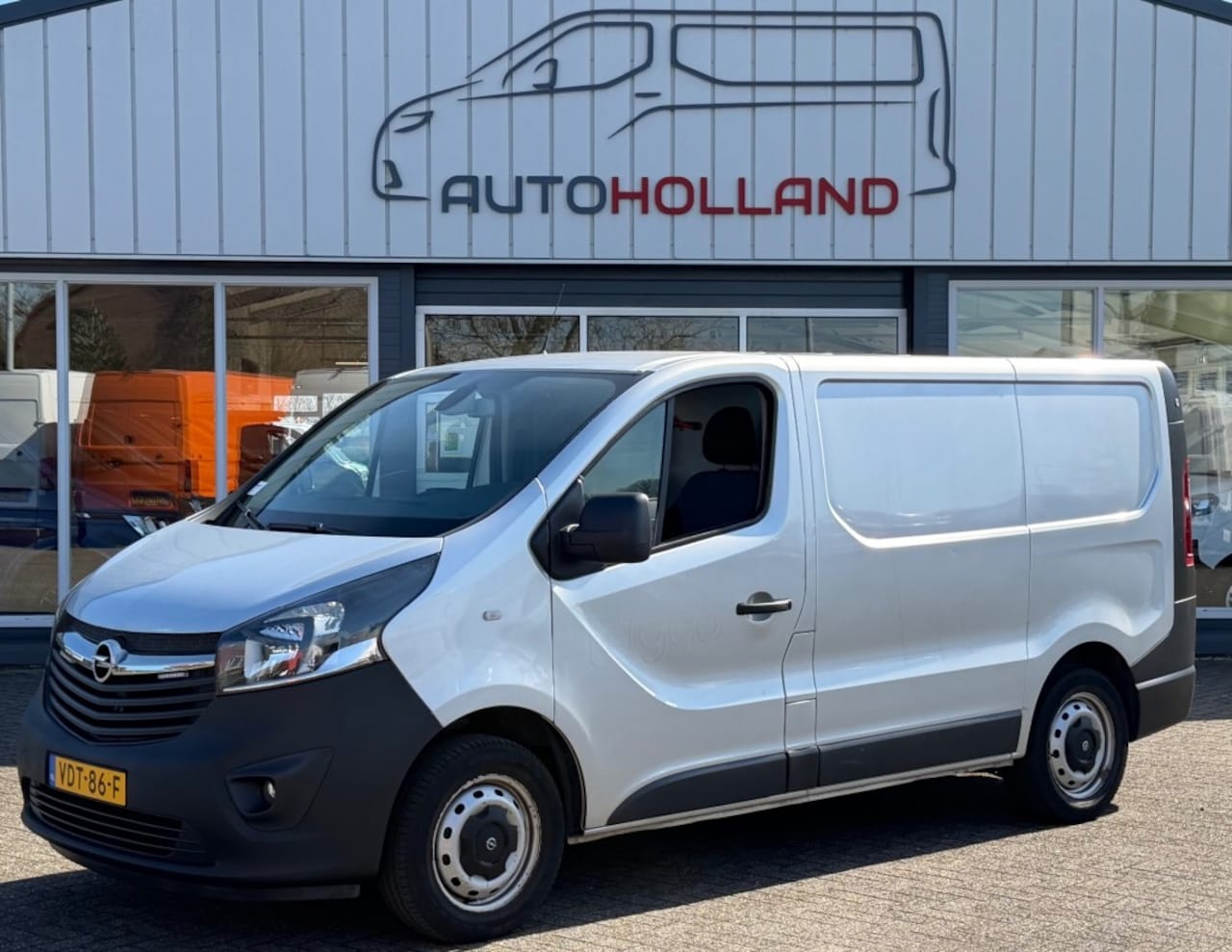 Opel Vivaro - 1.6 CDTI 92KW 125PK EURO 6 AIRCO/ CRUISE CONTROL/ NAVIGATIE/ CAMERA/ 100% DEALERONDERHOUDE - AutoWereld.nl