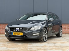 Volvo V60 - 2.0 D3 150pk Navigatie / Trekhaak