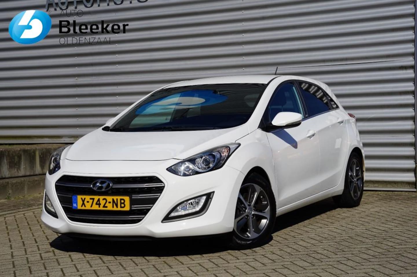Hyundai i30 - 1.4i Passion Airco BT Stuurverw LM16 - AutoWereld.nl