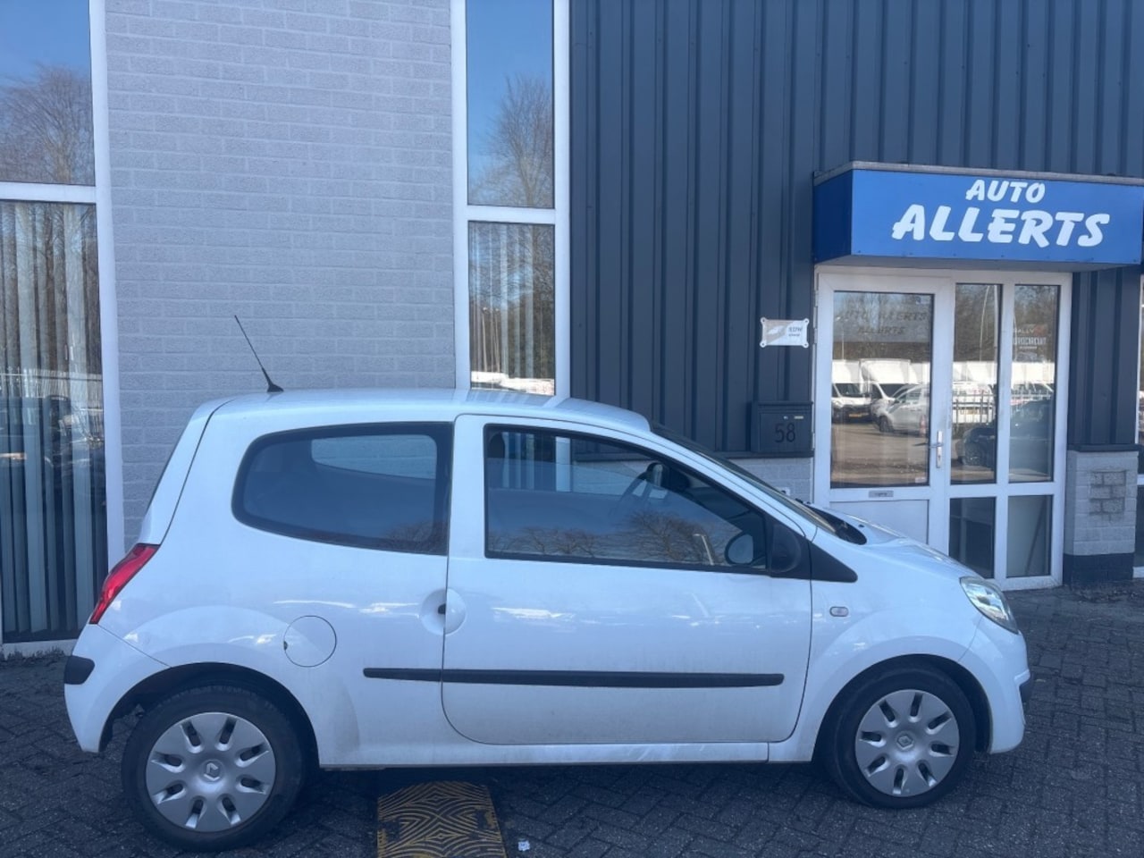 Renault Twingo - 1.2 Authentique 1.2 AUTHENTIQUE - AutoWereld.nl