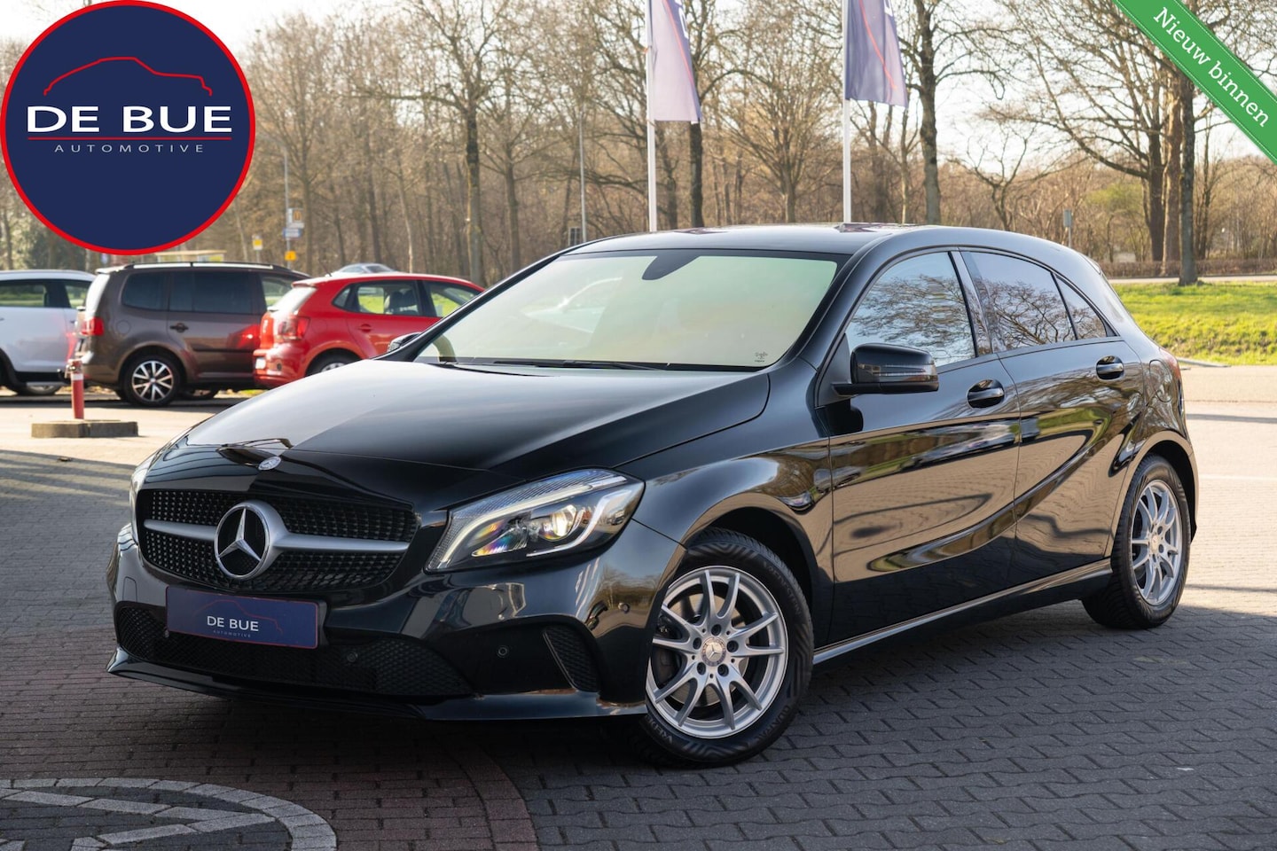 Mercedes-Benz A-klasse - Prestige AMG|Org NL NAP|2e Eig|LED|Navi|Cruise|All-Season|Volledig Onderhouden - AutoWereld.nl