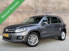 Volkswagen Tiguan - 1.4 TSI Sport&Style Trekhaak | navigatie | Climate control | Xenon | Cruise Control |