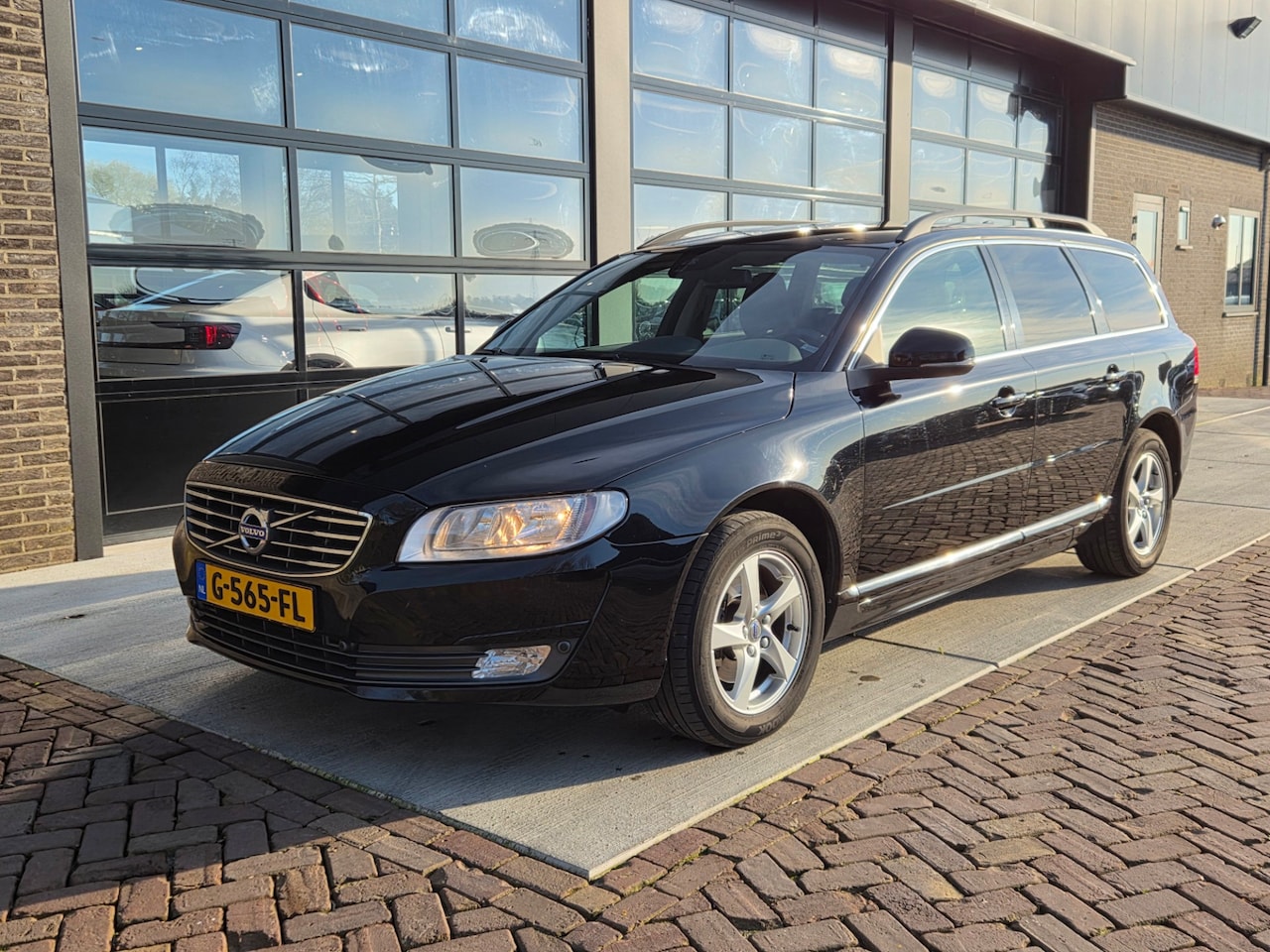 Volvo V70 - 2.0 D3 Classic Edition Automaat - AutoWereld.nl