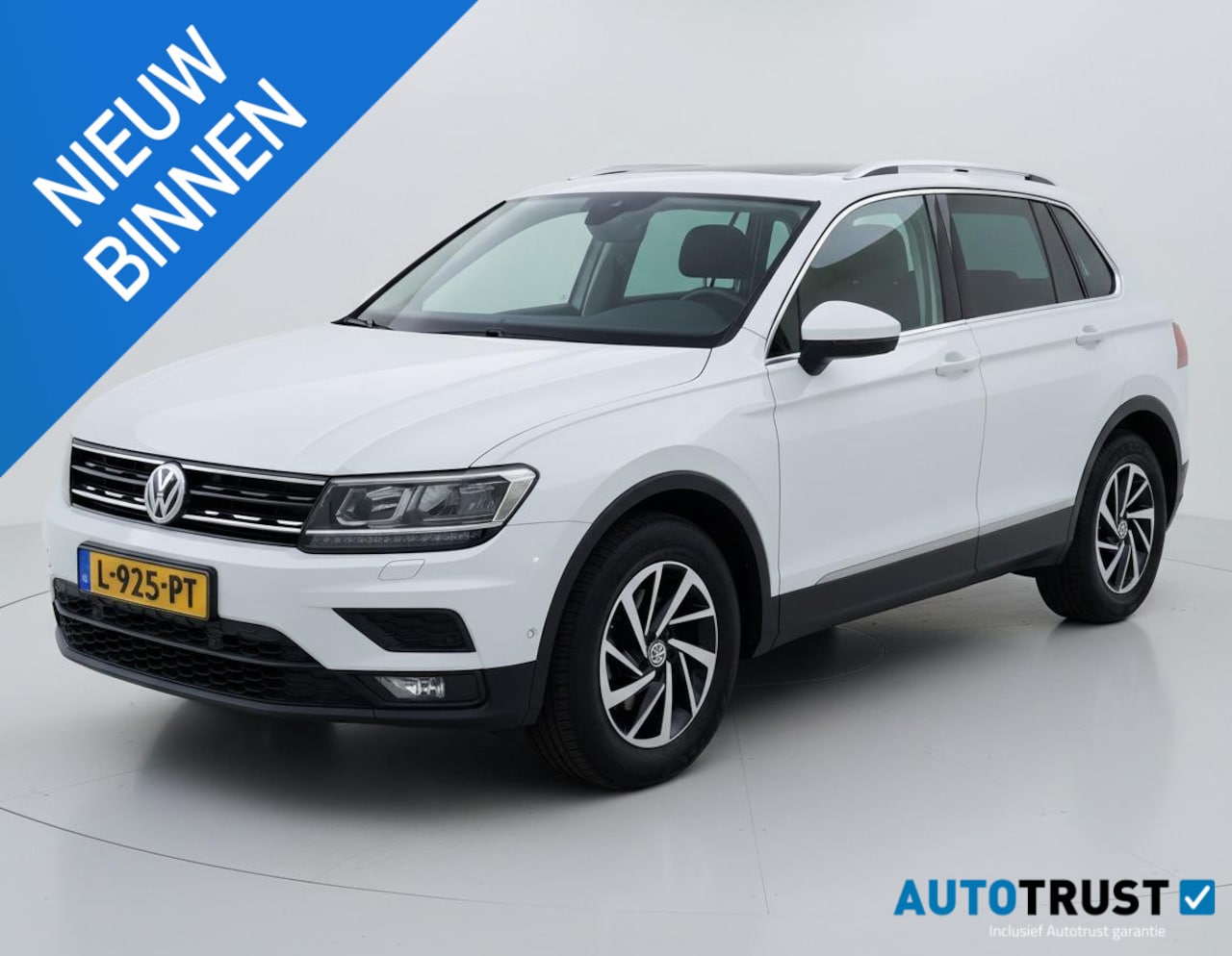 Volkswagen Tiguan - 1.4 TSI Highline PANORAMADAK ADAPTIVE CRUISE - AutoWereld.nl