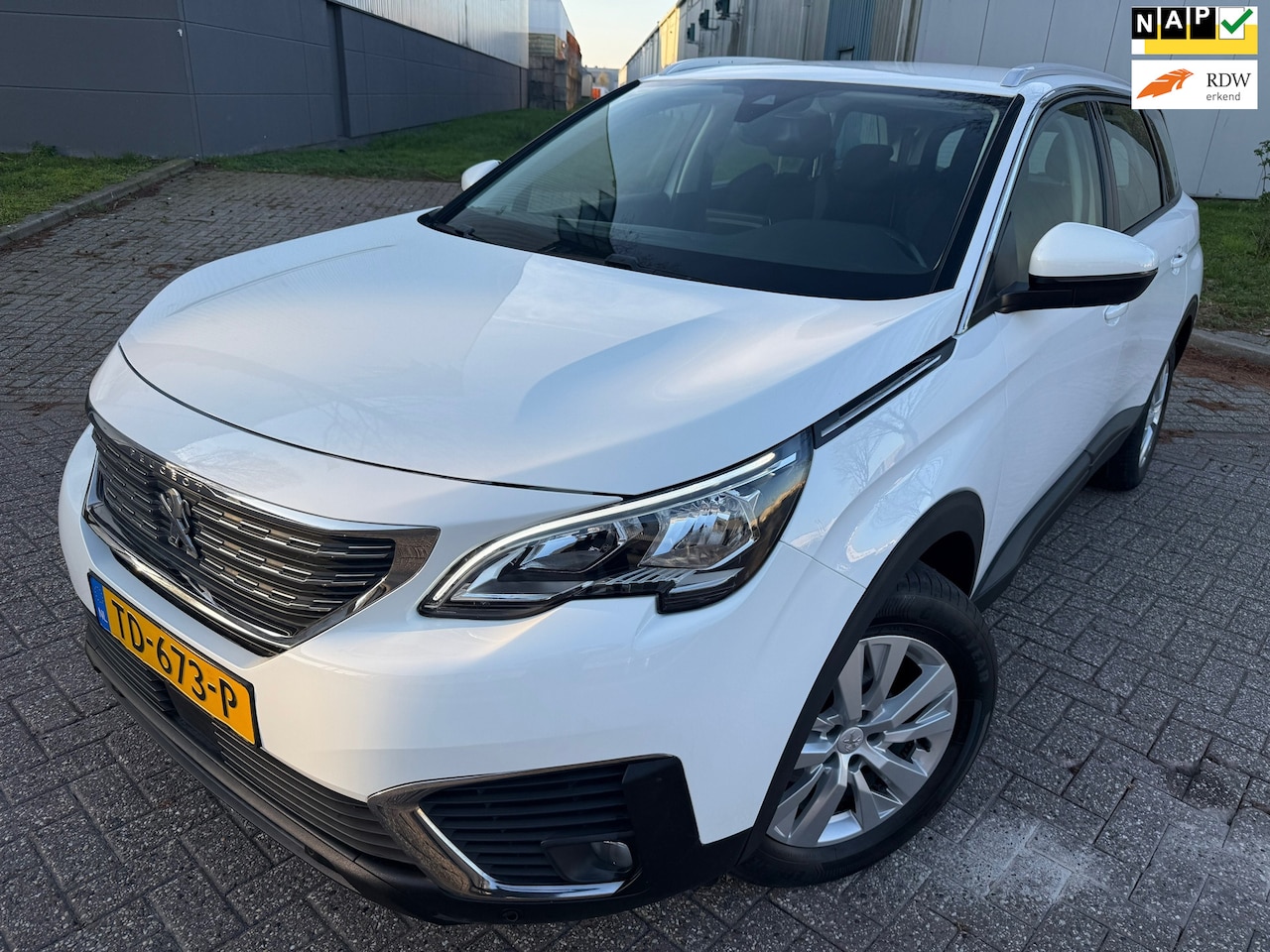 Peugeot 5008 - 1.2 PureTech Blue Lease 7 person**NAVI*APK*NAP*Climat-Airco*Cruise*Park-sensoren*Bluetooth - AutoWereld.nl