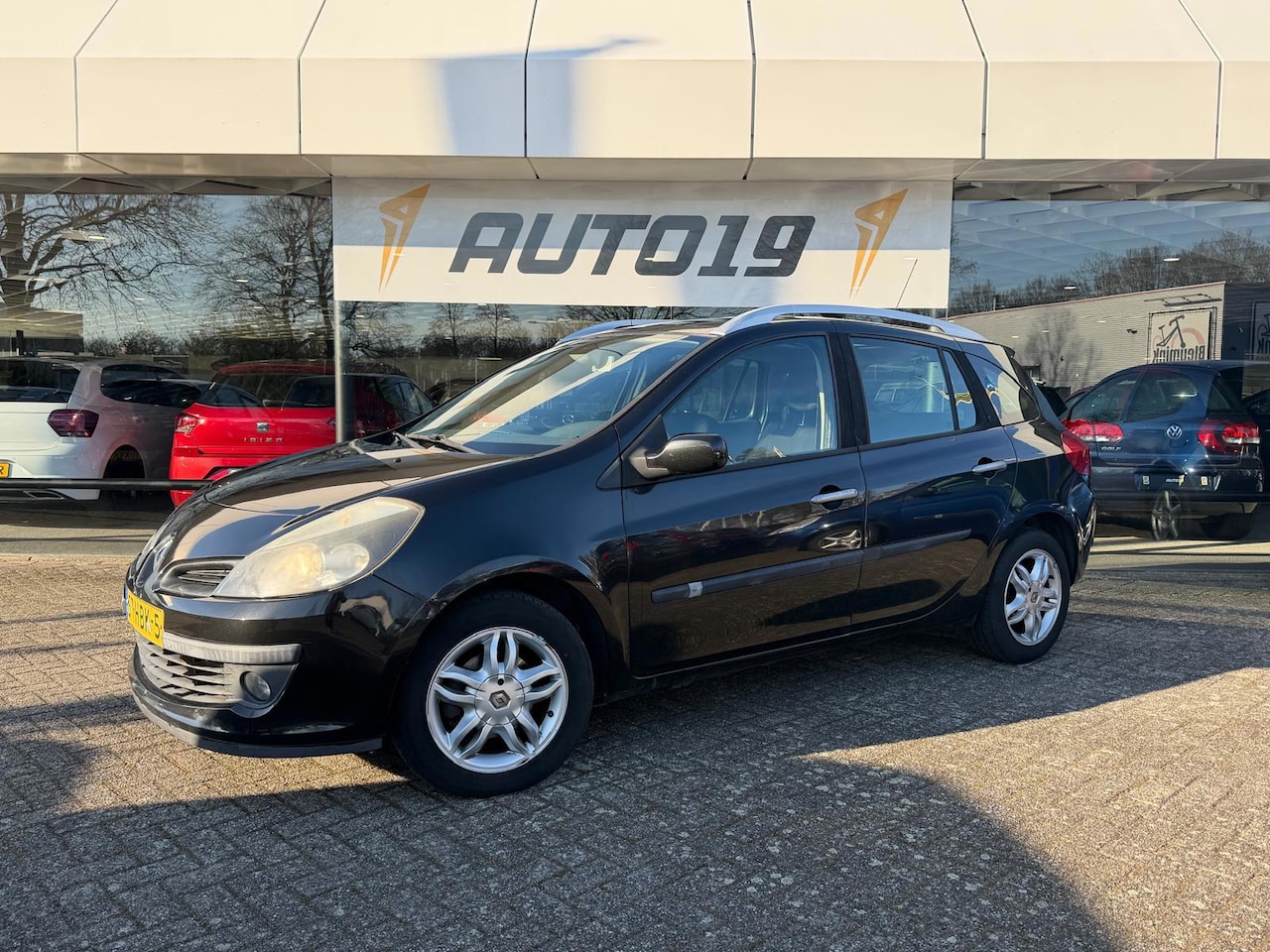 Renault Clio Estate - 1.6-16V Corporate Sport 1.6-16V Corporate Sport - AutoWereld.nl