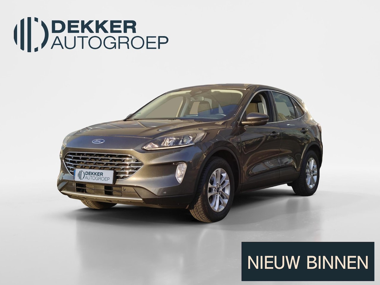 Ford Kuga - 1.5 EcoBoost Titanium | Winter Pack | Trekhaak 1.600 kg | Apple Carplay Android Auto - AutoWereld.nl