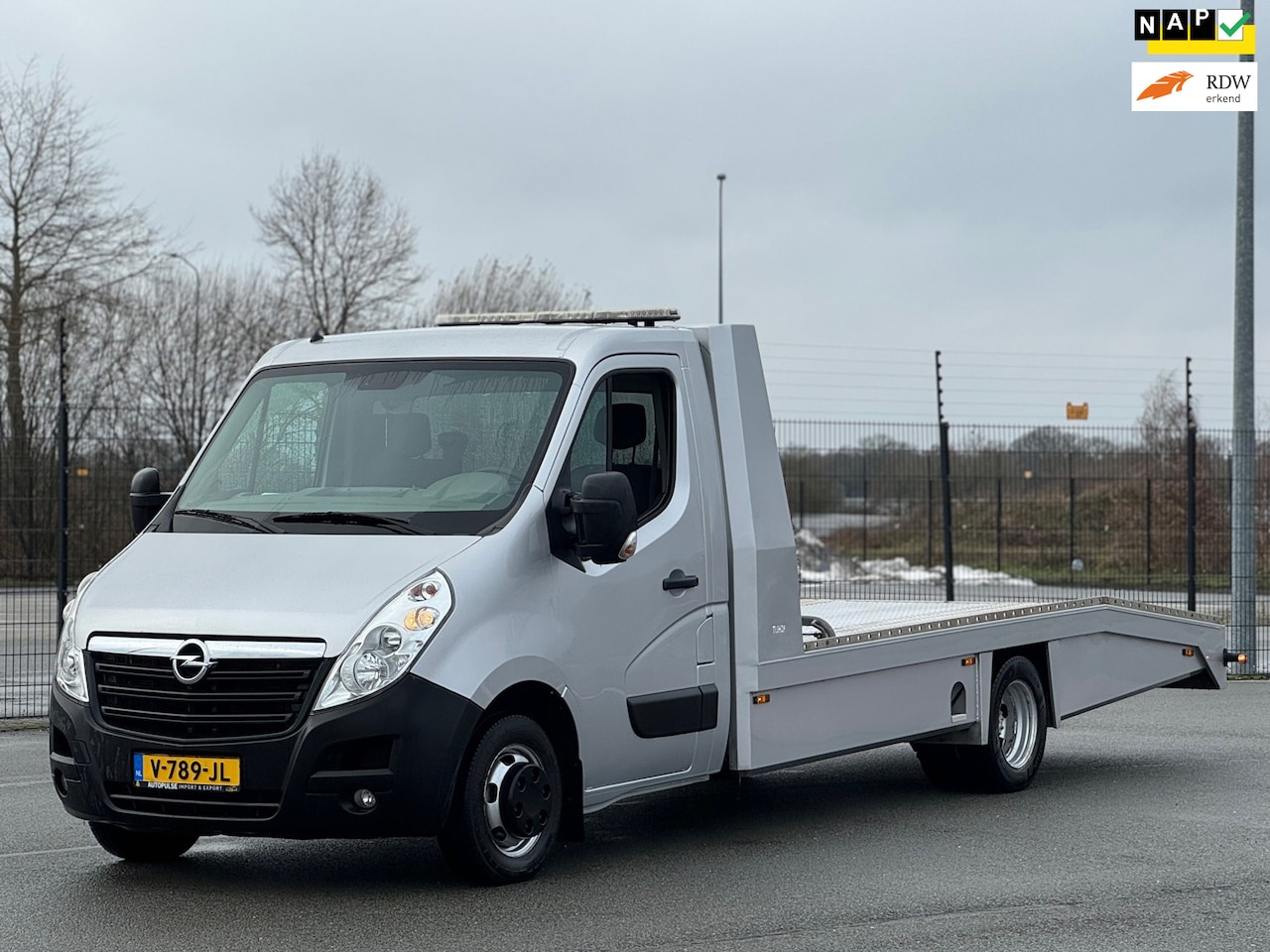 Opel Movano - 2.3 CDTI BiTurbo L4 Tijhof,Oprijwagen,2017,Tacho - AutoWereld.nl