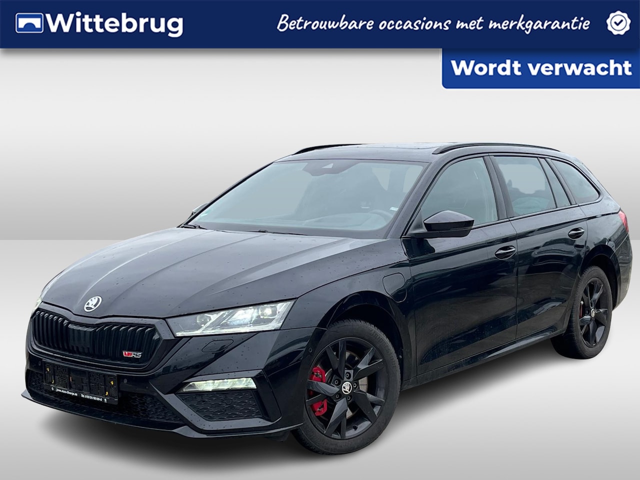 Skoda Octavia Combi - 1.4 TSI RS iV PHEV 245PK Business / Memory Seats / Panoramadak / 19"LMV / Achteruitrijcame - AutoWereld.nl