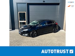 Ford Focus - 125pk Titanium BLACK | CLIMA | CRUISE CONTROL | NAVI | BLUETOOTH | STUURBEDIENING | ISOFIX