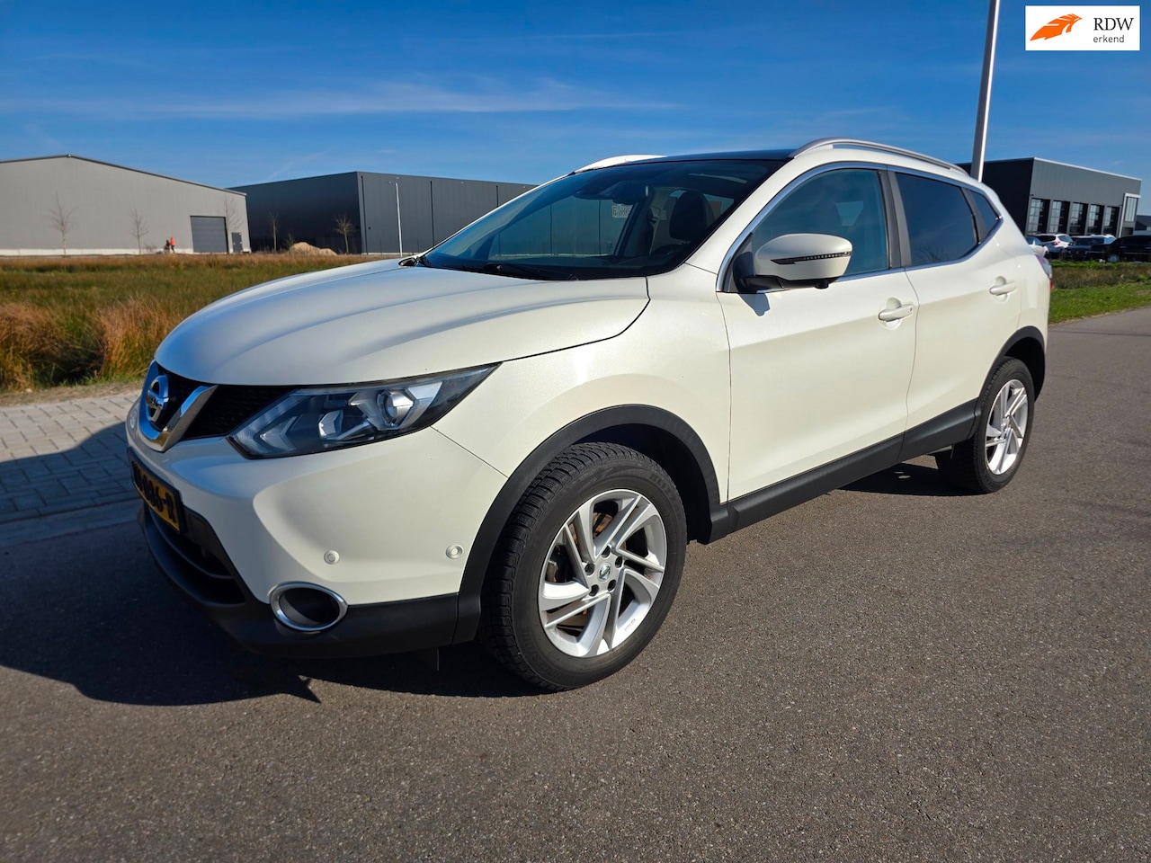 Nissan Qashqai - 1.2 N-Vision 360 Camera/Navi/Cruise Control - AutoWereld.nl