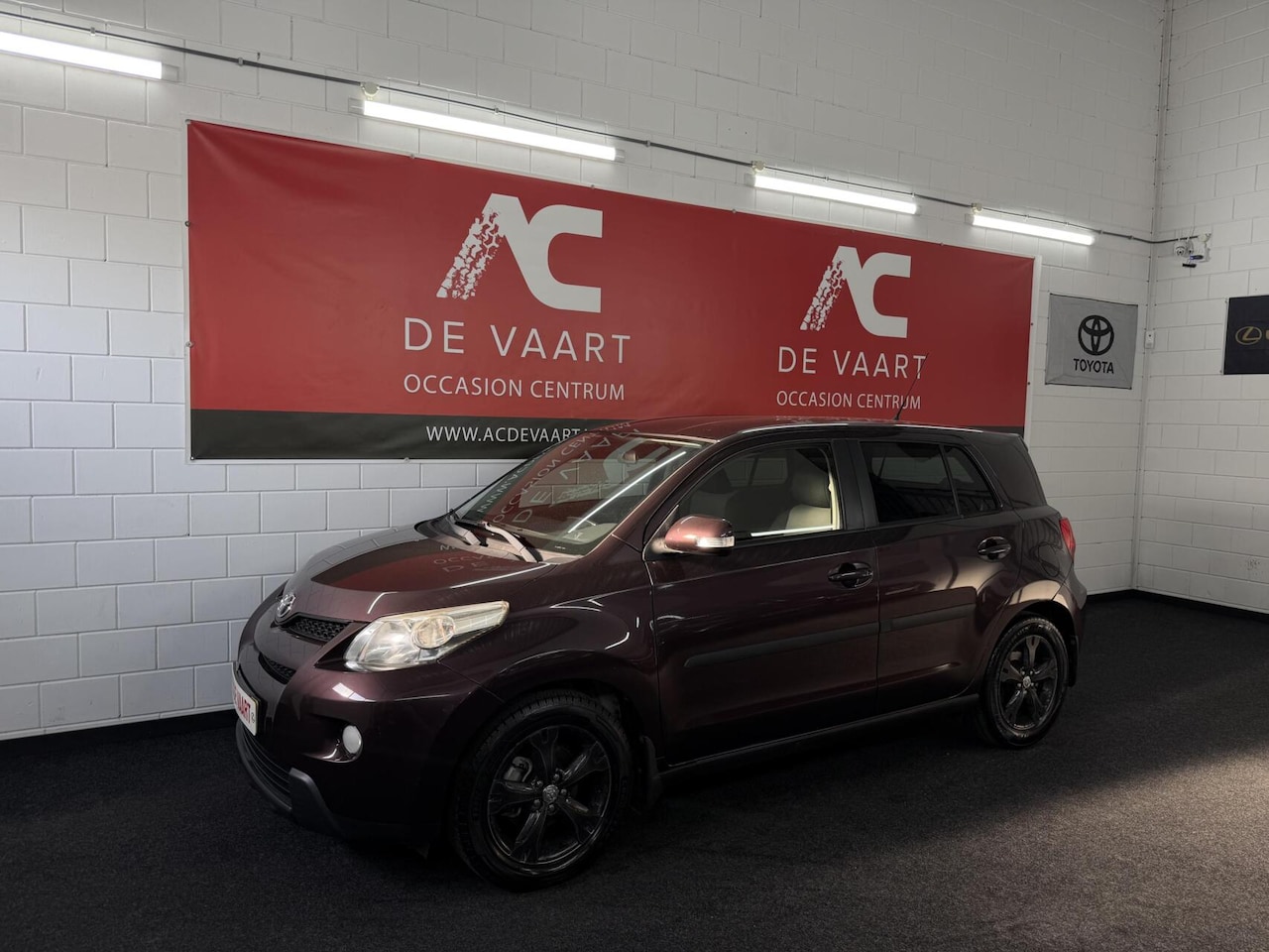 Toyota Urban Cruiser - 1.3 VVT-i - 1EIGENAAR/6BAK/AIRCO/NAP - AutoWereld.nl