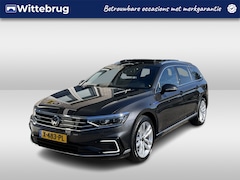 Volkswagen Passat Variant - 1.4 TSI PHEV GTE Business / AUTOMAAT/ PANO/ TREKHAAK/ PARK.SENSOR.V+A/ CAMERA/ STOELVERWAR