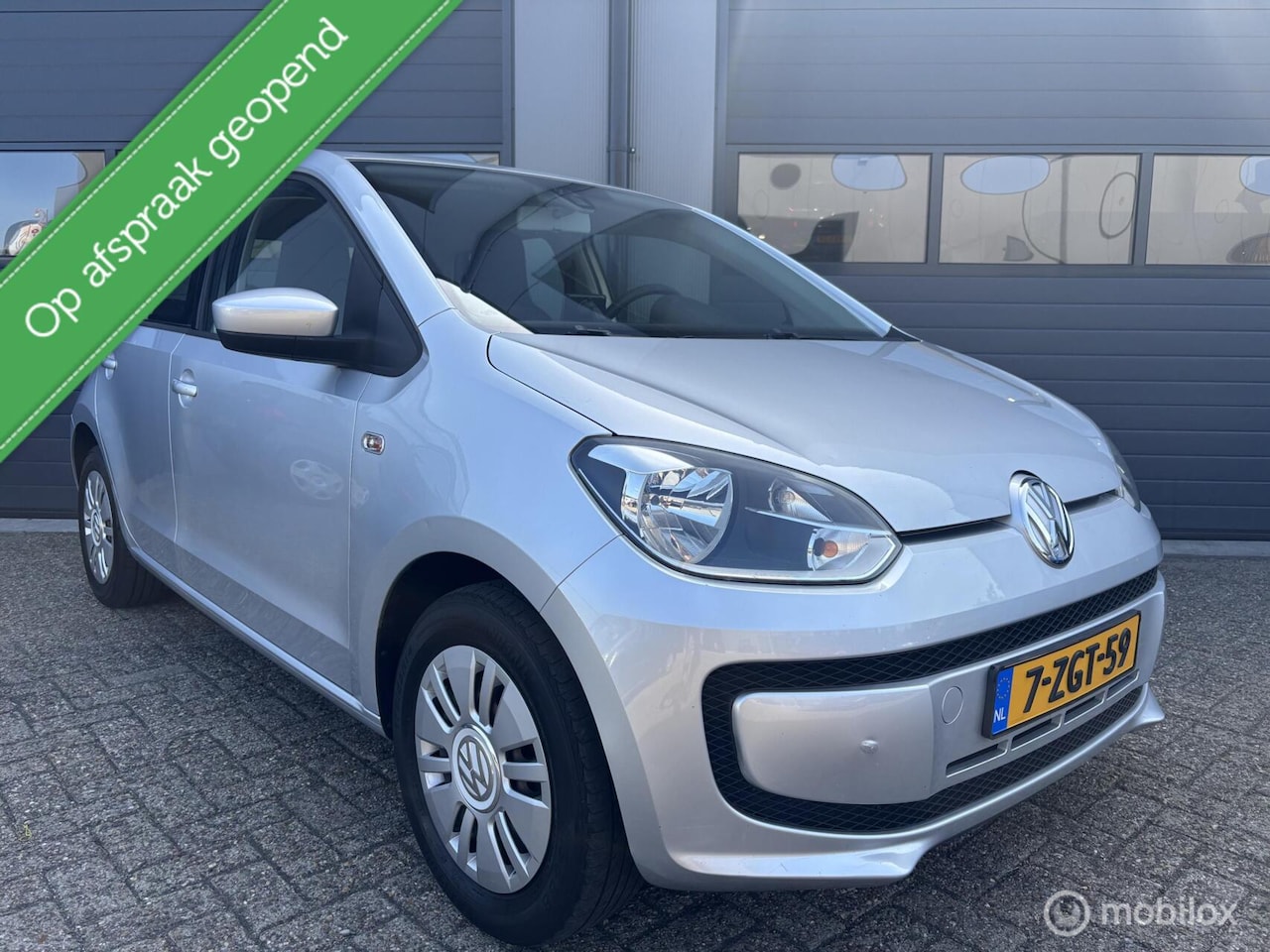 Volkswagen Up! - 1.0 move up! BlueMotion Uitvoering - AutoWereld.nl