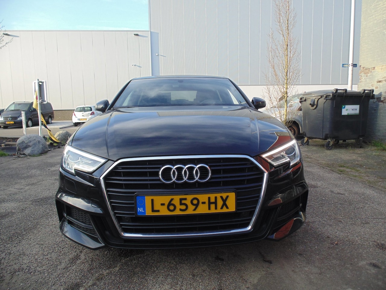 Audi A3 Limousine - 1.5 TFSI CoD Sport S Line Edition 2018 - AutoWereld.nl