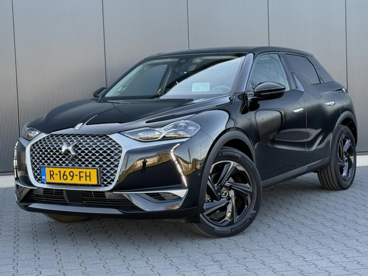 DS 3 Crossback - E-Tense So Chic Leder - Camera - Led - Head-Up - CarPlay - AutoWereld.nl