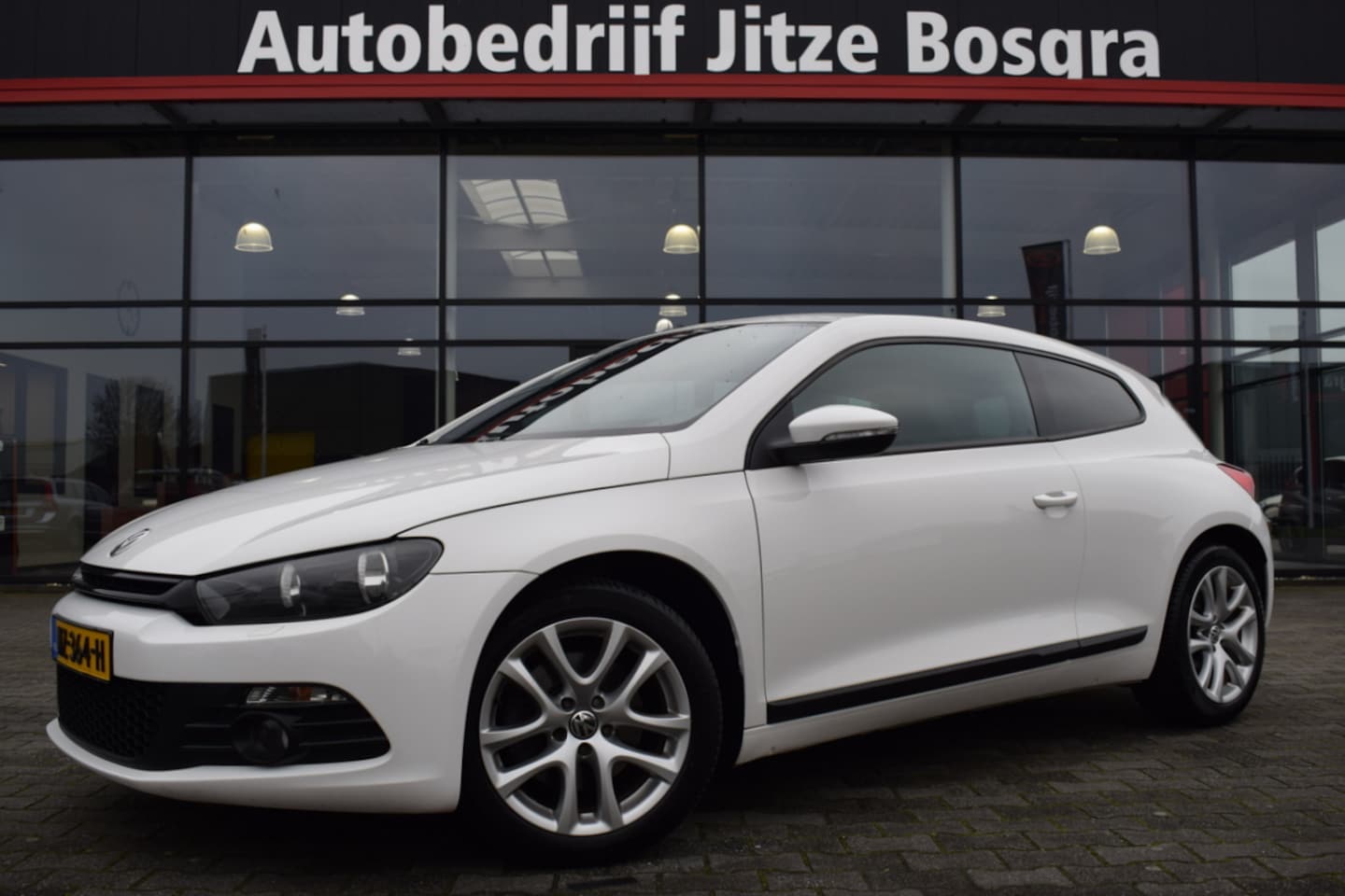 Volkswagen Scirocco - 2.0 TSi 200PK Highline Plus ECC | Full Map Navi | Stoelverwarming | Half Leder | Volledig - AutoWereld.nl