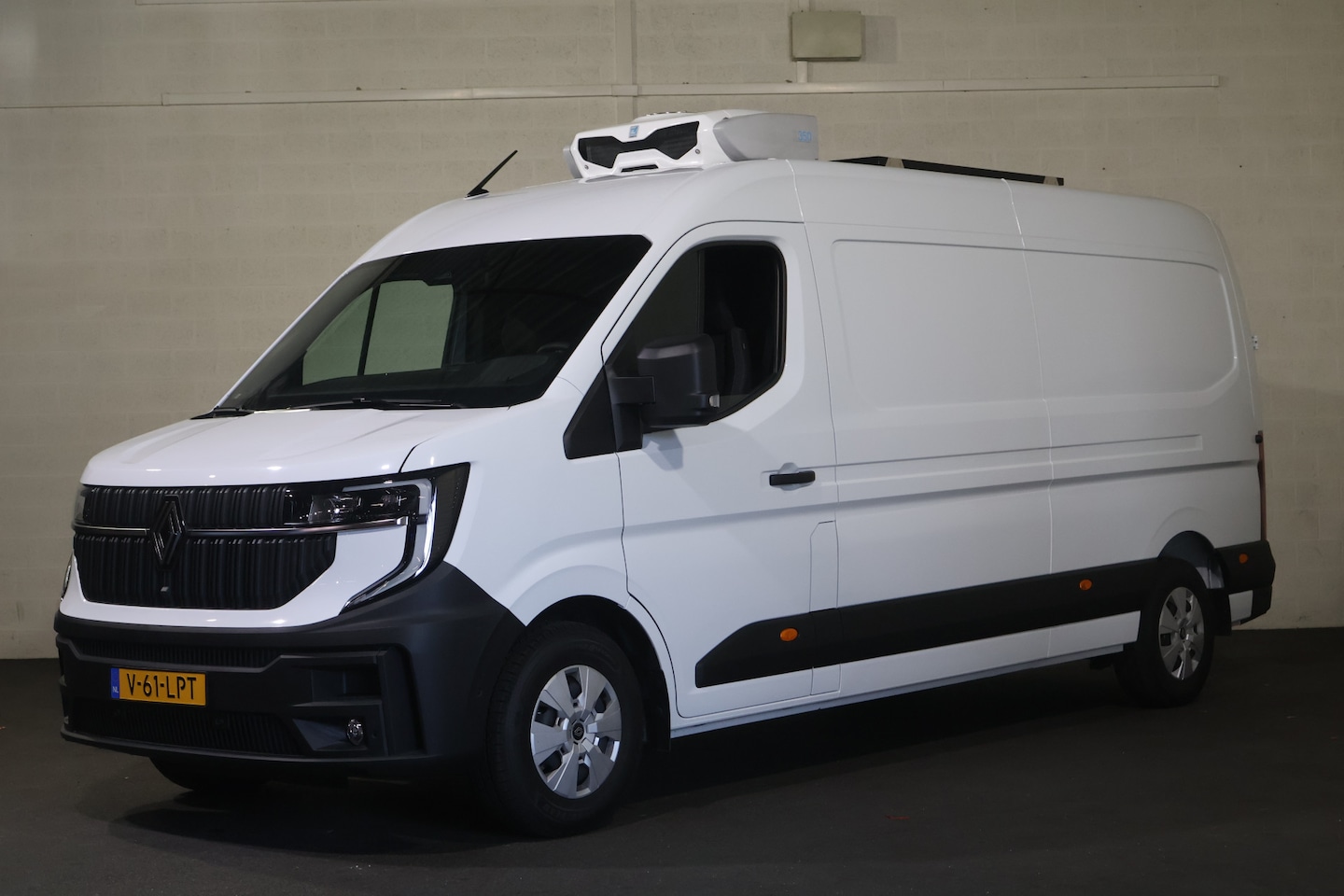 Renault Master E-Tech - T35 L3H2 Extra long range 87 kWh Koelwagen Vrieswagen -10 Dag en Nacht - AutoWereld.nl