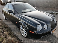 Jaguar S-type - 3.0 V6 Executive Sport