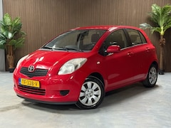 Toyota Yaris - 1.0 VVTi Spirit