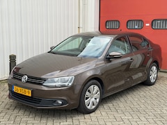 Volkswagen Jetta - 1.2 TSI Comfort Executive Line