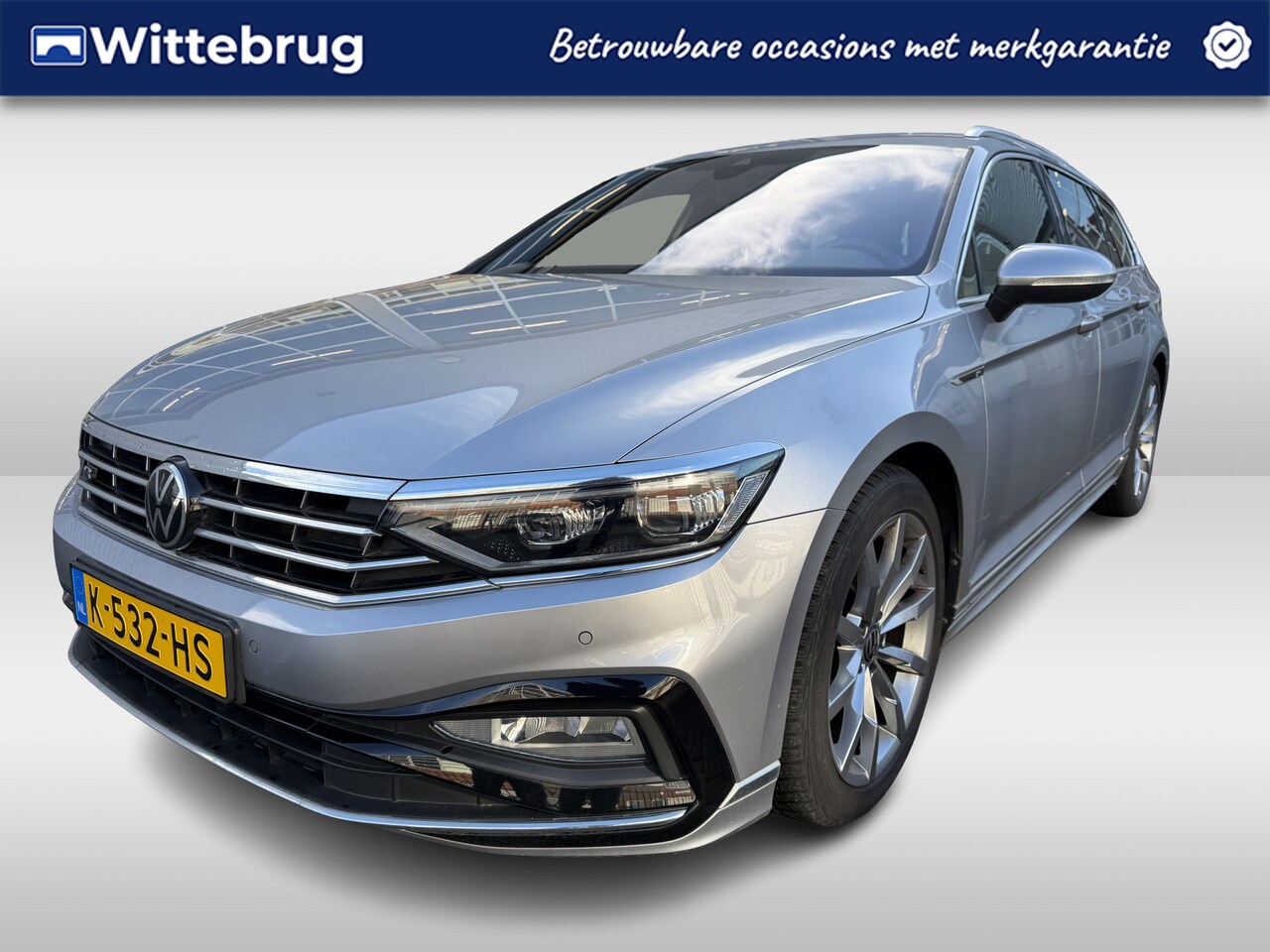 Volkswagen Passat Variant - 1.5 TSI 150pk R-Line Business Plus DSG Automaat Camera / R-Line / Navigatie / Clima / El. - AutoWereld.nl