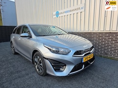 Kia Cee'd Sportswagon - Ceed 1.6 GDI PHEV DynamicPlusLine / Stuur + Stoelverwarming / Apple Carplay / LED / Keyles