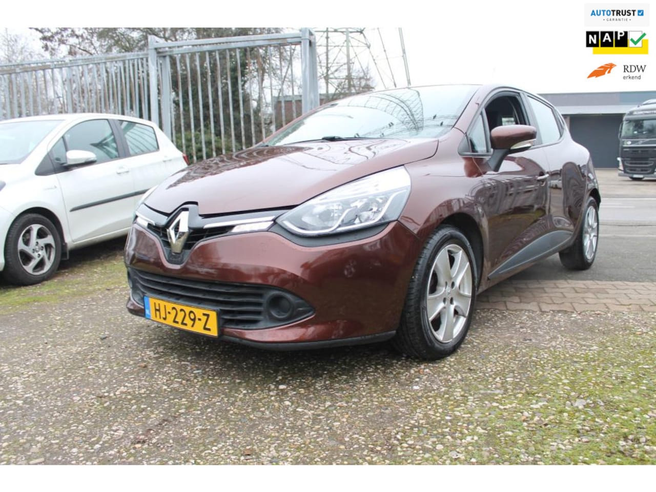 Renault Clio - 0.9 TCe Expression 0.9 TCe Expression - AutoWereld.nl