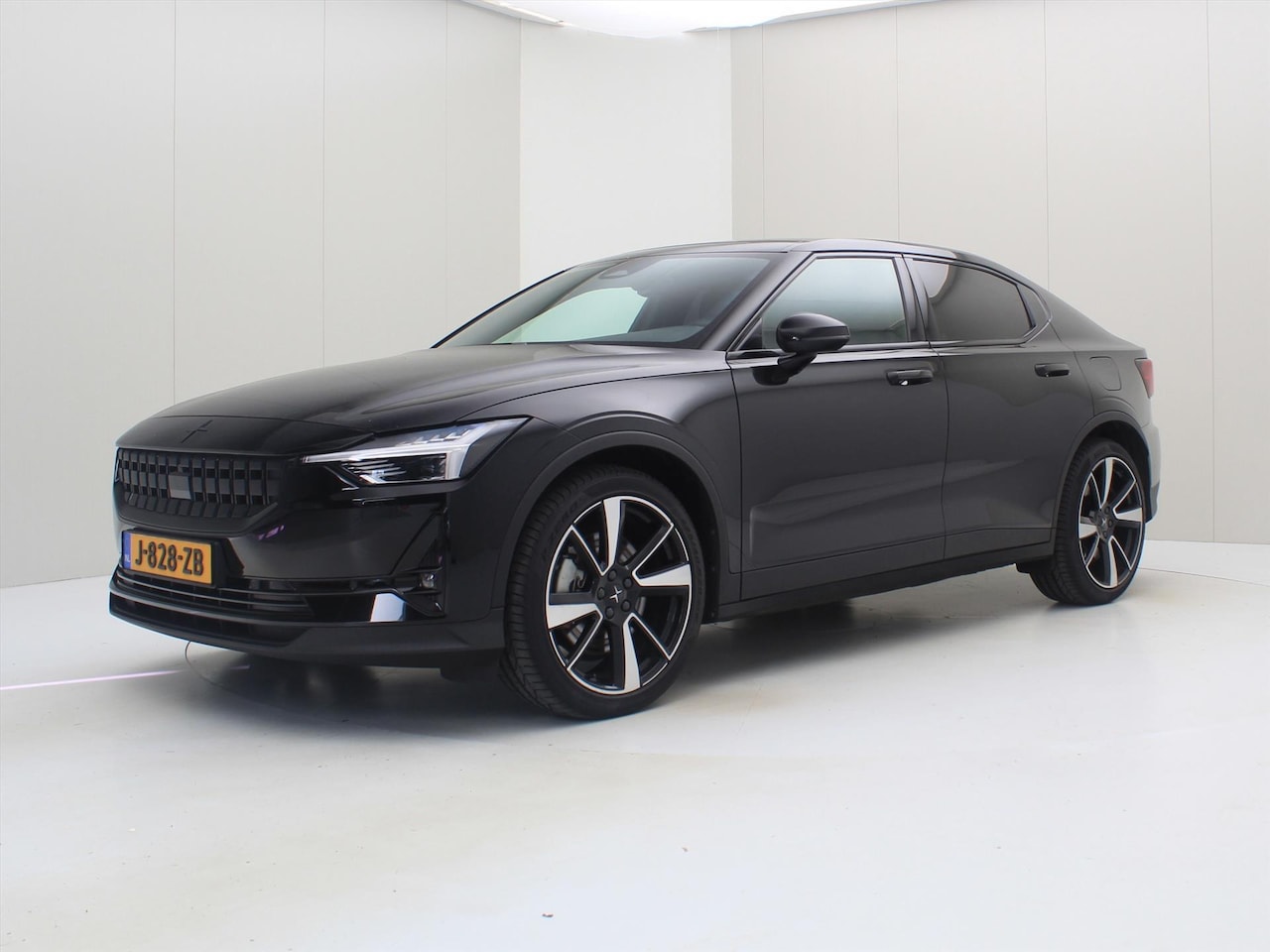 Polestar 2 - Long Range Dual Motor 408PK 78kWh 91.4% SoH [ PILOT PLUS+20 INCH+CARPLAY ] - AutoWereld.nl