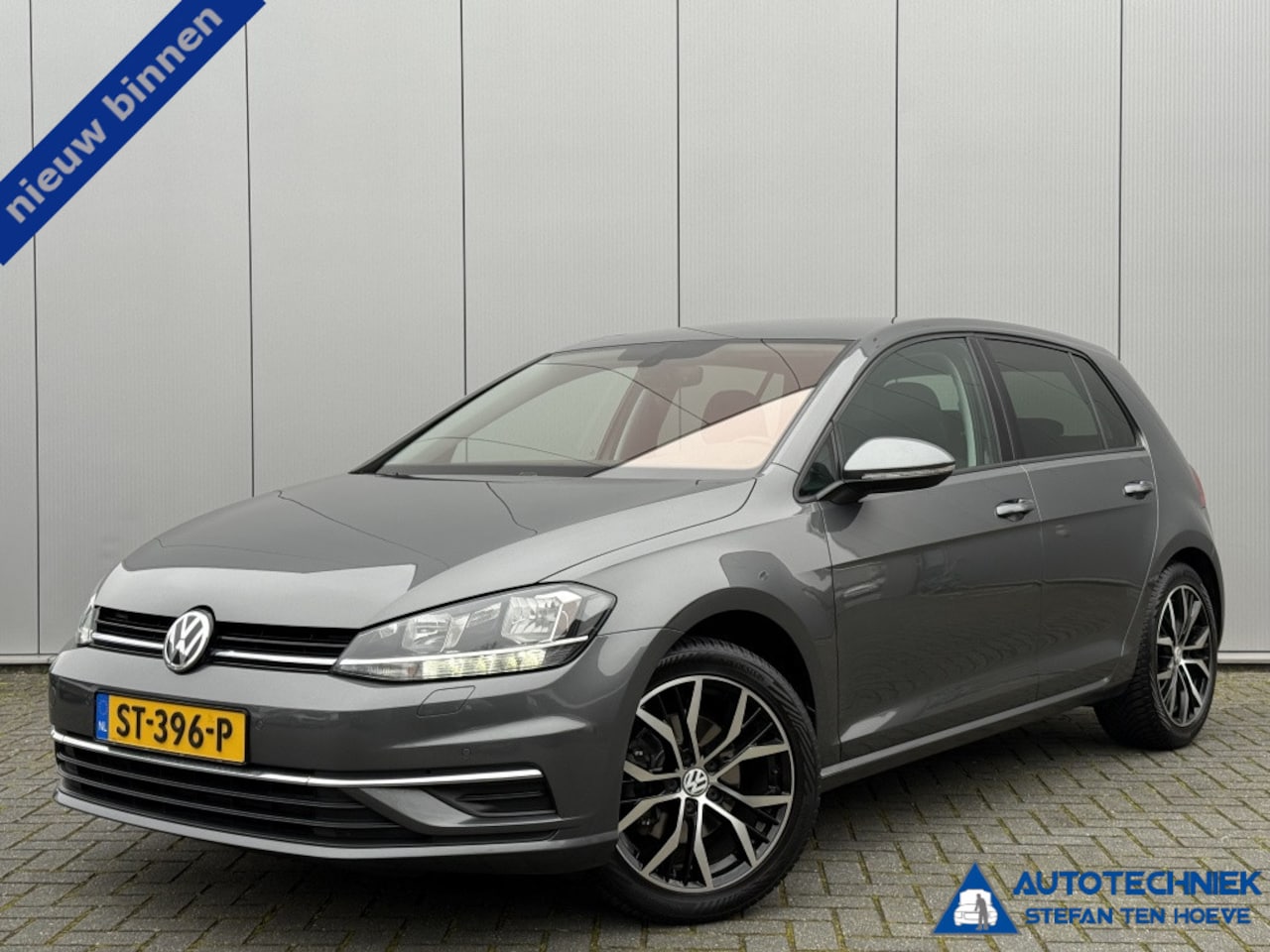 Volkswagen Golf - 1.4 TSI Highline Trekhaak cruise control parkpilot stoelverw. - AutoWereld.nl