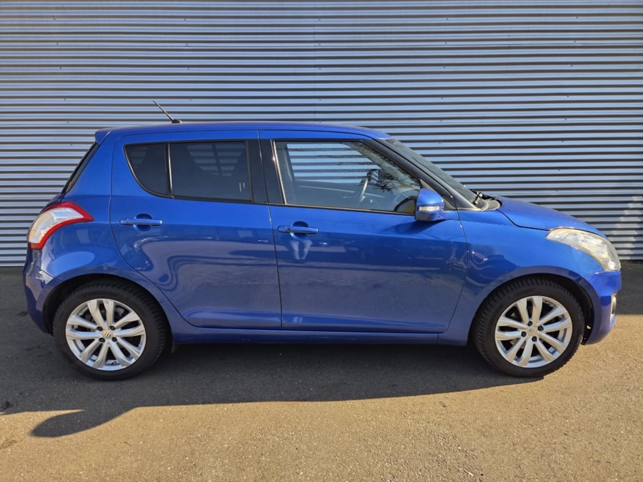 Suzuki Swift - 1.2 Exclusive 1.2 Exclusive - AutoWereld.nl