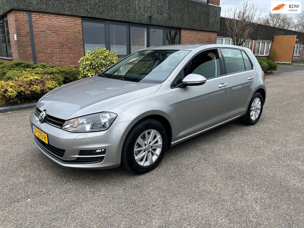 Volkswagen Golf - 1.2 TSI Business Edition R Automaat Navi Boekjes - AutoWereld.nl