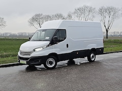 Iveco Daily - 35S14V 2.3 352 L3H2 ac automaat EURO6 LED trekhaak 3500 kg