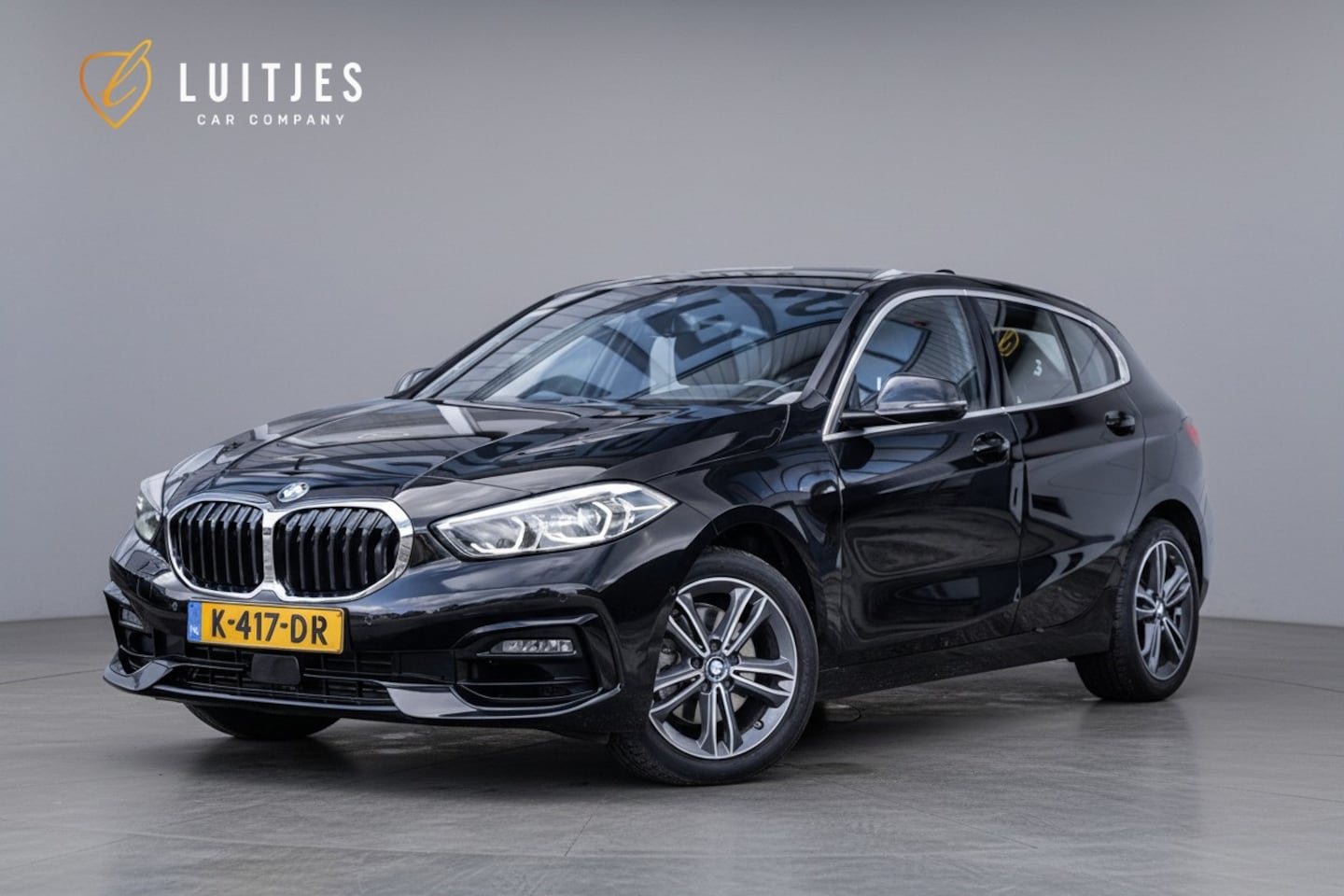 BMW 1-serie - 118i Executive AUT8|Camera|Carplay|LED|Sfeerverl.|Stuur&stoelverw.|NL-auto|Dealer-onderhou - AutoWereld.nl