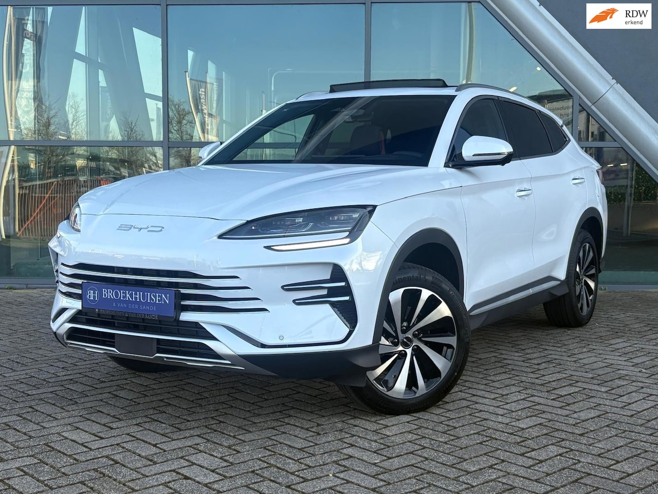 BYD Seal U - 1.5 DM-i FWD Boost Bruin Leder Panoramadak / Stoelventilatie / HU Display - AutoWereld.nl