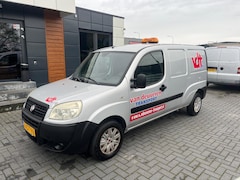 Fiat Doblò - 1.3 MultiJet Maxi Zilver 2009