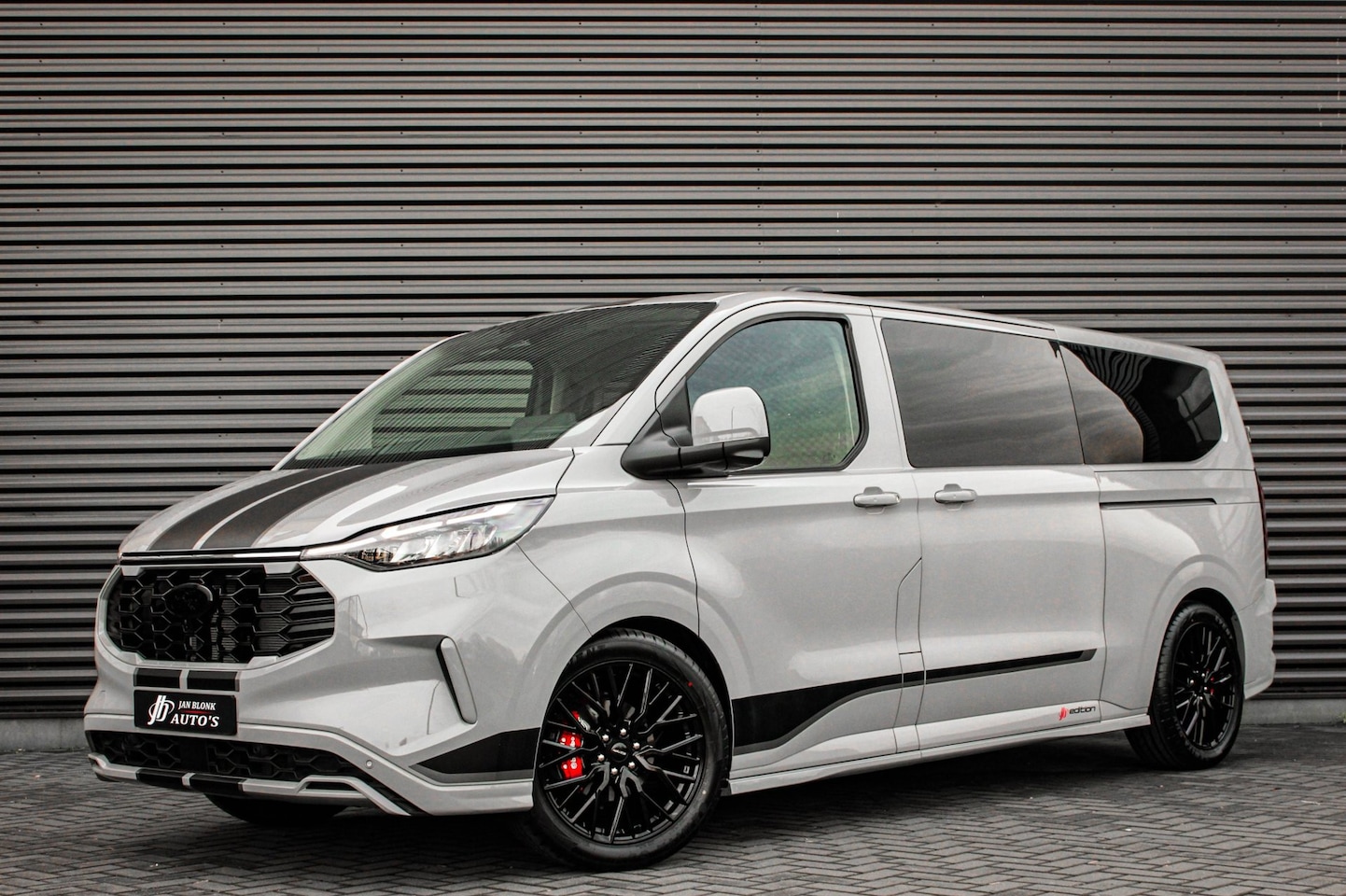 Ford Transit Custom - 2.0 TDCI L2H1 170PK Limited DC / DUBBEL CABINE / JB- EDITION / DRIVER ASSISTANCE PACK / 5- - AutoWereld.nl