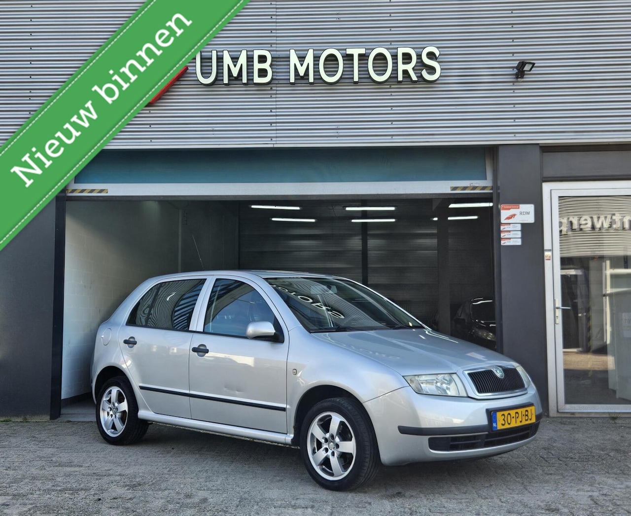 Skoda Fabia - 1.4-16V Elegance Airco Elektrische ramen - AutoWereld.nl
