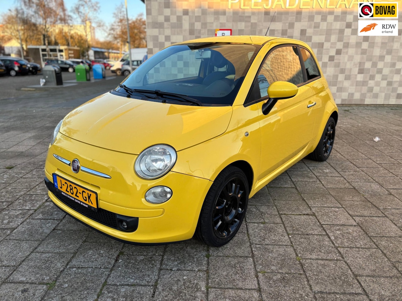 Fiat 500 - 1.2 Naked|Airco|Leer|Carplay|Lm|Koppeling VV|Apk - AutoWereld.nl