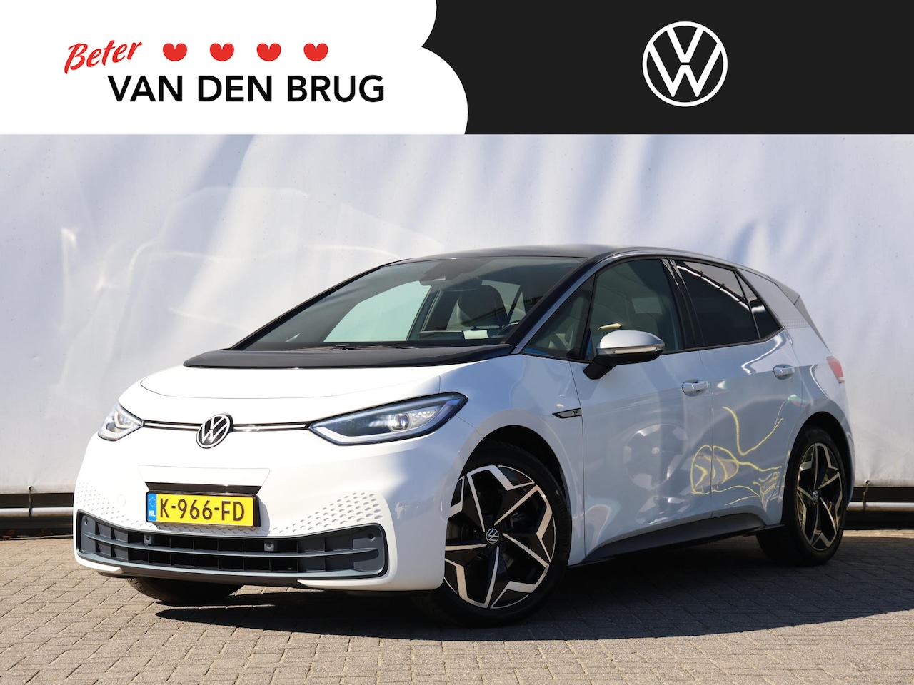 Volkswagen ID.3 - First Plus 58 kWh 204 pk | Trekhaak | SOH 90% | Camera | Stuur- en Stoelverwarming | LED M - AutoWereld.nl