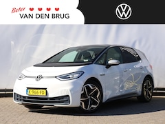 Volkswagen ID.3 - First Plus 58 kWh 204 pk | Trekhaak | SOH 90% | Camera | Stuur- en Stoelverwarming | LED M