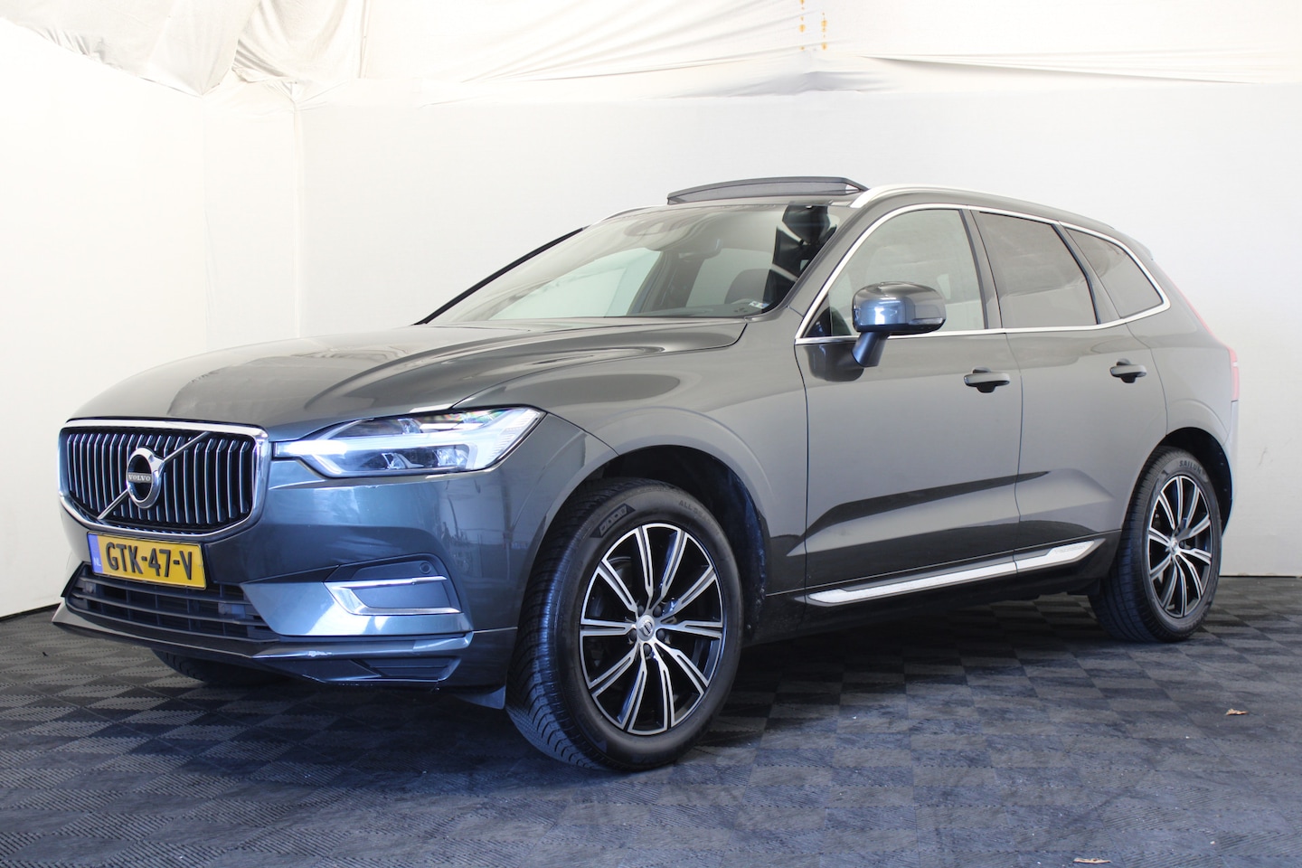 Volvo XC60 - 2.0 D4 Momentum |Pano|Stoel/stuur verw.| - AutoWereld.nl