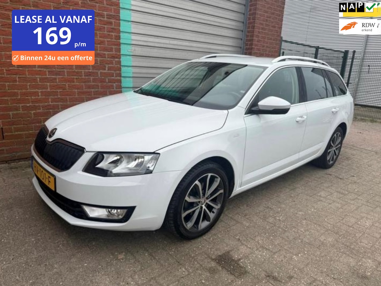 Skoda Octavia Combi - 1.2 TSI Greentech JOY Businessline NAV.+ Clima Bj:2016 NAP! - AutoWereld.nl