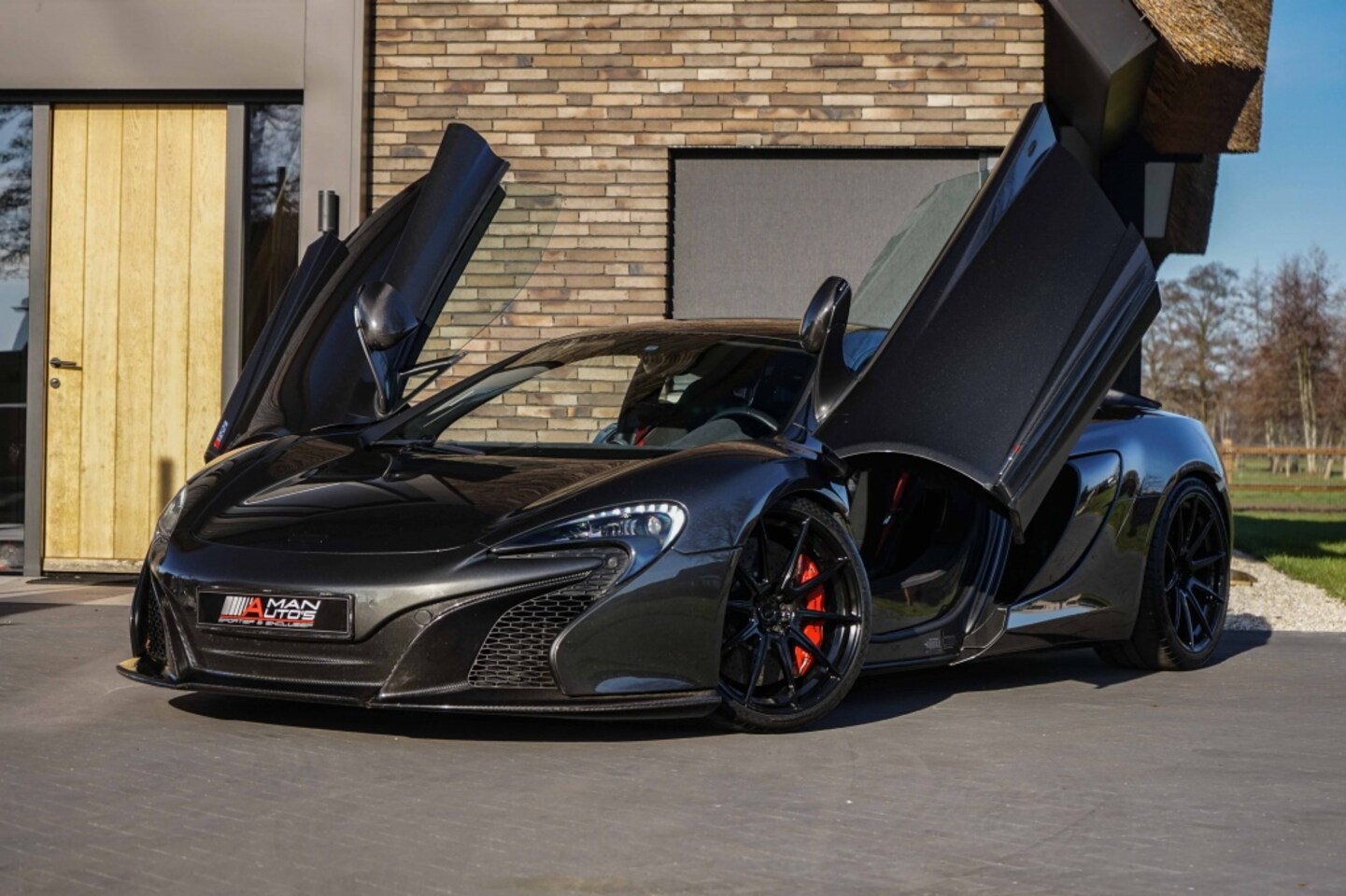 McLaren 650S - 3.8 V8 Bi-Turbo 650PK MSO-package Full-Carbon - AutoWereld.nl