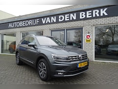 Volkswagen Tiguan - 1.4 TSI ACT Comf. Business DSG / PANO/Virtual/Head-up